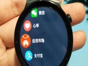 关于华为watch gt2太空人表盘如何显示。