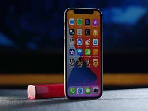 iphone12照片时间错乱怎么回事。