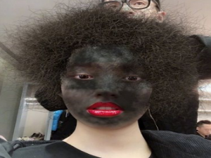 经验分享在抖音中制作黑脸爆炸头的图文教程。