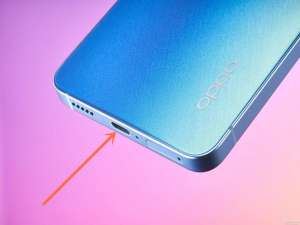 opporeno7se耳机孔怎么插入耳机。