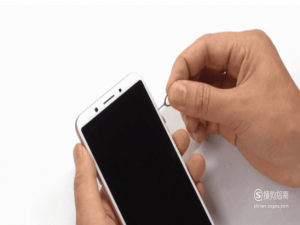 我来分享OPPO R9怎么更换电池。