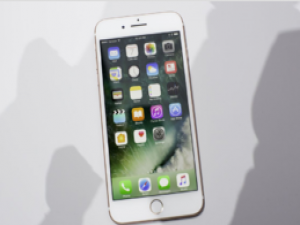 我来说说iphone7触摸屏失灵的处理操作。