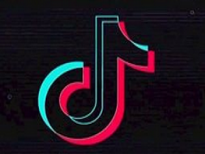 小编教你抖音设置不让别人关注我的操作技巧。