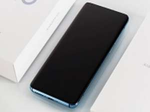 小米10S屏幕是三星的吗 小米10S屏幕介绍。