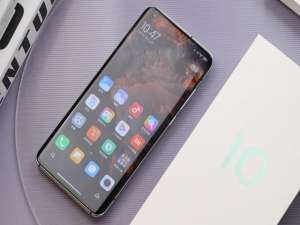 小米10S手机的屏幕分辨率是多少。