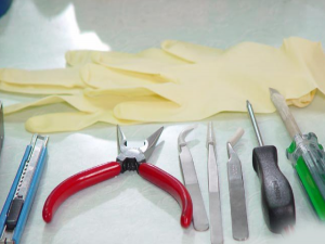 硬盘开盘数据恢复教程图解 已开盘的硬盘数据恢复方法。