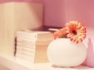 最新QQ说说心情：才知道，朋友就像人民币，有真也有假