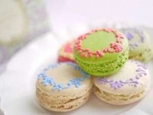 空间个性说说带图：爱和爱过，只多一个字，却隔了一个曾经