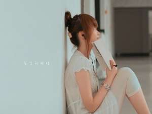 伤感文字控说说图片：无话不说是我们的曾经，无话可说是我们的结