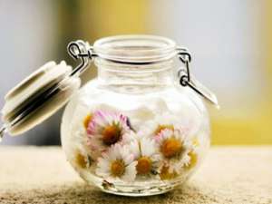 爱情文字控：爱情里，总会有那么一个人，让我们为他犯贱很多年