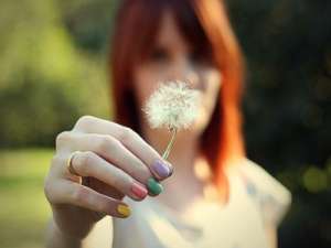 2014爱情说说大全：你一句话可以暖到我心房，也可以刺痛我心脏