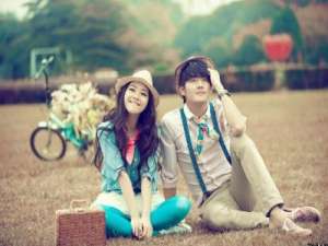 说说-QQ空间动态说说带图片：别对我太好，免得我以身相许你又不要