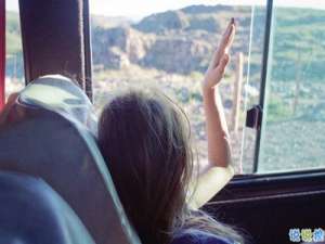 默默承受一切的伤感心痛说说大全 表面很坚强内心很受伤的说说