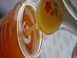 蜜用开水冲还是温水-蜂蜜水用热水还是温水？