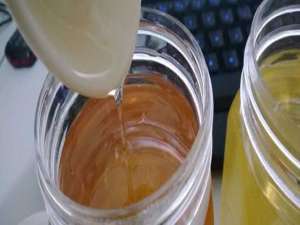 不加蜂蜜柠檬水怎么泡-如何正确泡蜂蜜水？