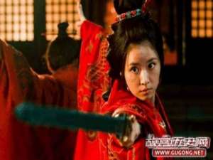 孙尚香嫁给了比自己大20多岁的刘备 后来为什么要自杀？