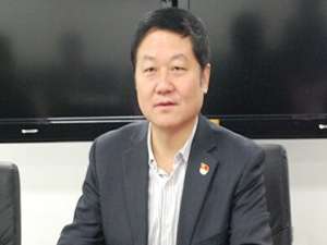 李清堂(律师你好!请问现在法院是如何判决农村宅基地上房屋所有权归属...)