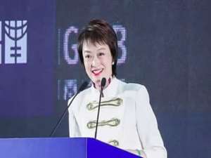 周忆(明若和云亲王小说叫什么名字?)