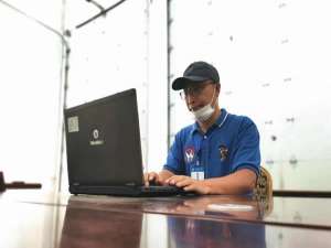 何晓明(中国书法家何晓明简介?)