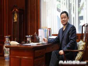 周先哲(华中科技大学武汉光电国家研究中心副主任周军教授因积劳成疾猝然离世，你对他有哪些记忆?)