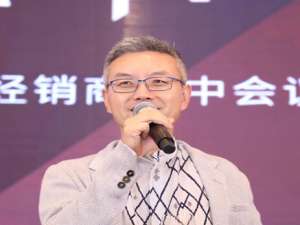 卜立新(上海书香门第集团?)