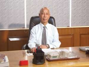 谭培均(你好，谭律师，我和男方分居三年，有一个四岁女儿一直由我和...)