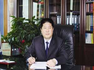 王玉峰(合同上同时盖了财务章和公司章还有具有法律效果吗)