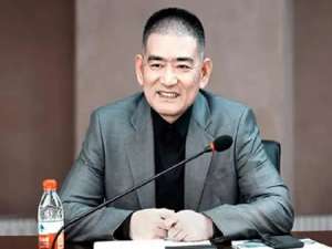 涂建华(煤矿工人涂建华最终一步步打造了隆鑫集团，是时势造就英雄，还是坚毅才能成功?)