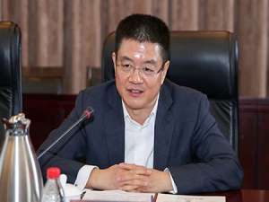 李仲泽(李氏男孩名字带泽字2015?)
