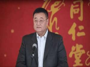 梅群(中联教育集团的基本介绍?)