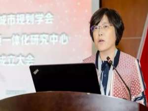魏怡(中国目前最值得尊敬的女性企业家是谁?)