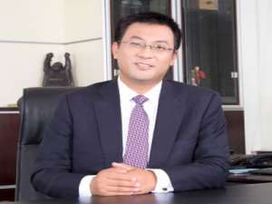 王宏杰(解放军女士官长服饰与士官有什么区别？女士官长实行什么制度？)