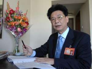 张华安(前一段时间我弟弟和他的朋友张华安在一起工作的时候，张华安...)
