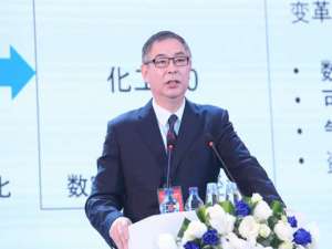 蒋惟明(老人猝死巨额遗产赠英俊男保姆亲属质疑-律图)