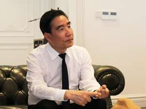 黎经华(罗浮宫家居集团创始人?)