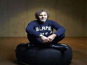 伦佐·罗索（RenzoRosso）(diesel是哪个公司的?)