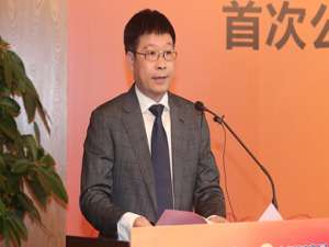 黄俊辉(老公把我当外人，也许离婚是种解脱?)