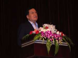 李建波(著名作家蔡士魁的简介?)