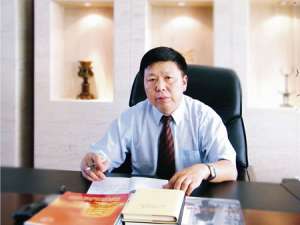 陈勇(陈勇律师解答了老公帮助信息网络犯罪 帮朋友办卡拿了五千......)