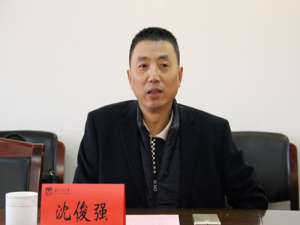 沈俊强(有谁知道 山东低投入项目选哪家，低投入项目价格高吗？？)