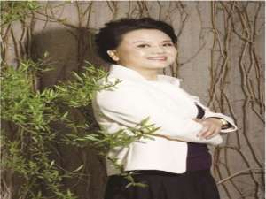 何巧女(何巧女的完整简历谁有? - 红网问答)