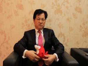 杨冀(父母家要装修壁纸,哪个品牌，哪种花型会比较适合?_齐家装修问答)