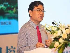 郭雷(我心中的科学家 作文急需1篇400~~500字的作文 题目为)