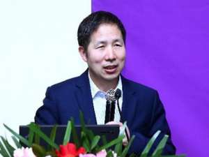 王玉忠(范曾的学生都有谁?)