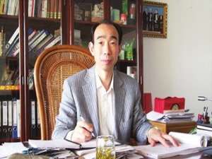 邱淦清(越来越火的老年代步车到底应不应该存在?)