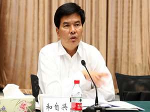 和自兴(天机与巨门同于卯酉守命，多退祖而自兴?)