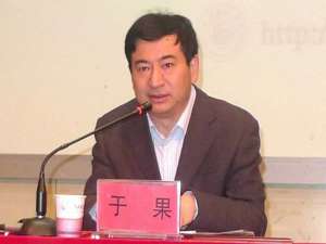 于果(于果知道夏小白死的原因?)
