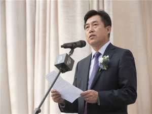 李明(02年世界杯米卢为什么弃用李明?)