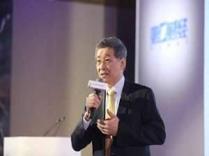 李一(约定由小陈、李一支付三万元人民币作为报酬。请分析上述个人...)