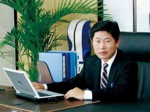 方鸿(玫瑰之战方红扮演者?)